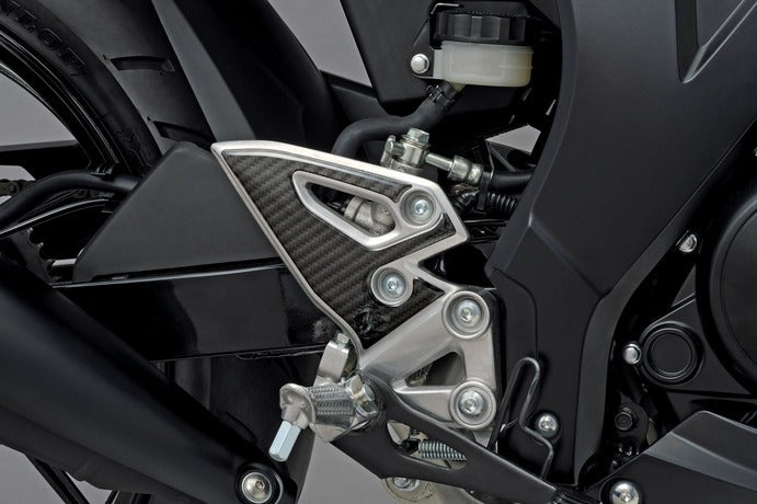 Suzuki Heel Plate Protection Set Carbon look / Black | 990D0-23K05-CRB