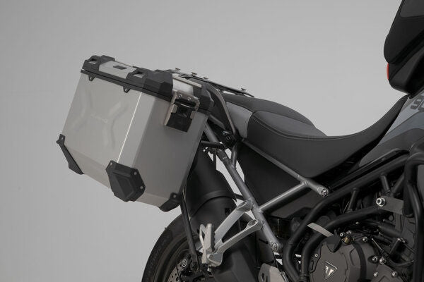 SW Motech Adventure set luggage. Silver. Triumph Tiger 900/GT/Rally/Pro (19-23). | ADV.11.953.75002/S