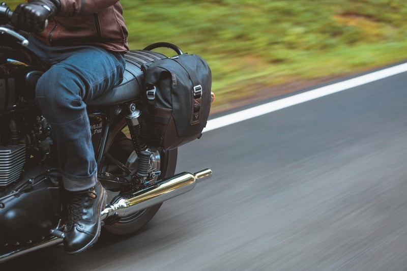 SW Motech Legend Gear saddle bag set | BC.HTA.00.403.20400