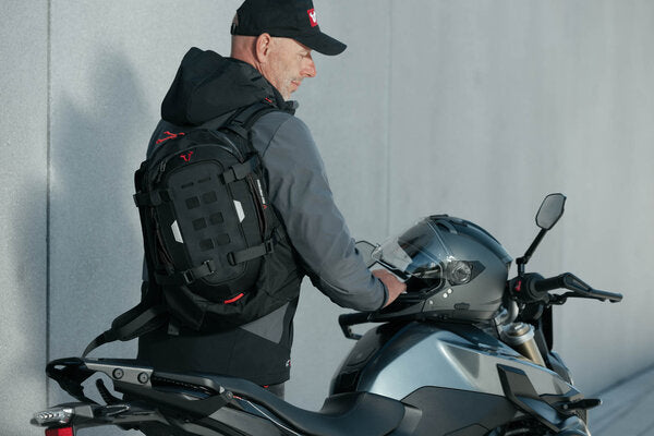 SW Motech PRO Cosmo backpack. 16l. Black/Anthracite. | BC.RUC.00.004.30000