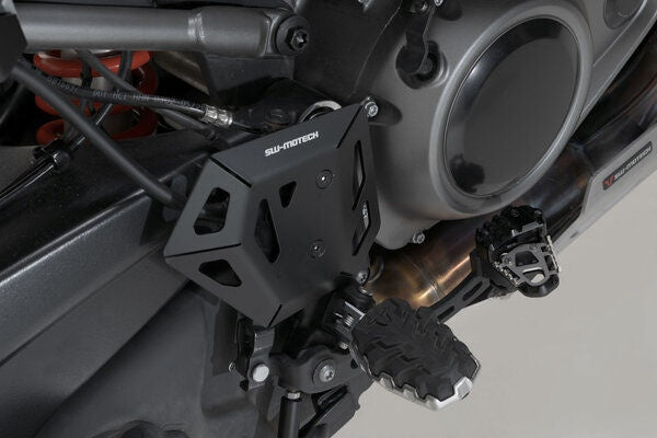 SW Motech Brake cylinder guard | BPS.18.911.10000/B