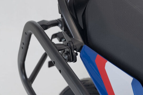 SW Motech EVO side carriers. B-stock.. Black. BMW R 1200 R/RS (14-18), R 1250 R/RS (18-). | B.KFT.07.573.20000/B
