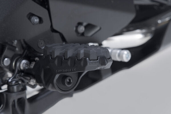 SW MOTECH EVO footrest kit. Black. Honda / Suzuki / KTM models. | FRS.01.112.10303/B