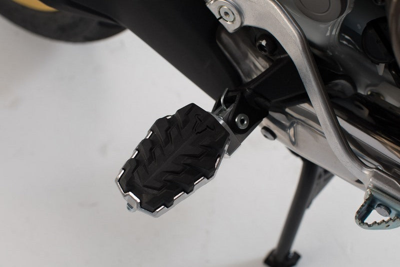 SW Motech EVO footrest kit | FRS.01.112.10500