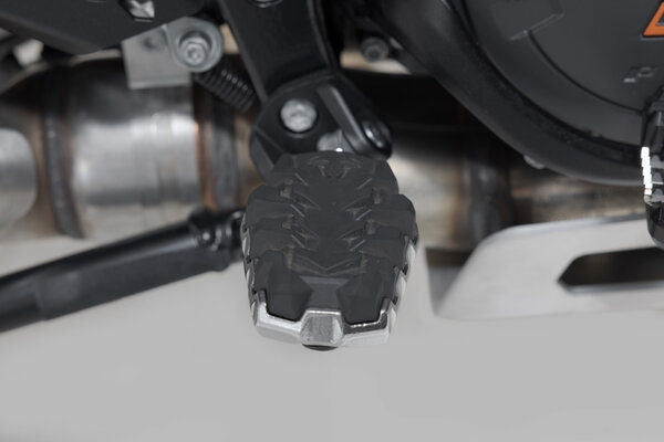 SW Motech EVO footrest kit | FRS.04.112.10200