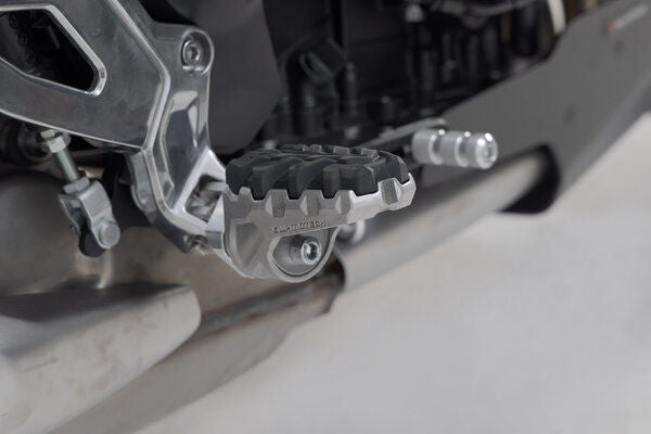 SW Motech EVO footrest kit | FRS.11.112.10500