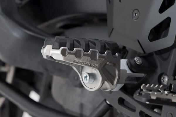 SW Motech EVO footrest kit | FRS.18.112.10000