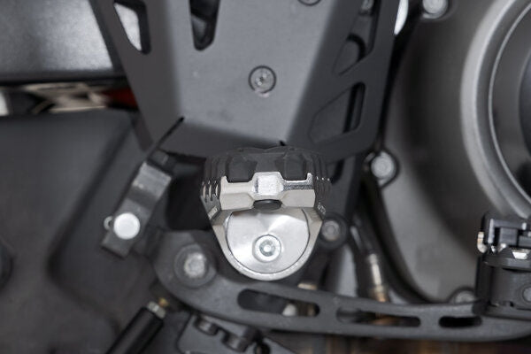 SW Motech EVO footrest kit | FRS.18.112.10000