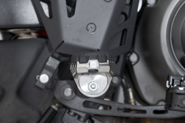 SW Motech EVO footrest kit | FRS.18.112.10001