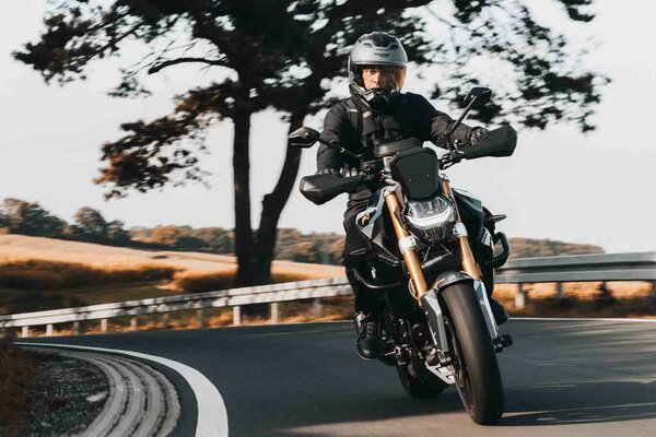 SW MOTECH Sport handguard kit. Black. Yamaha MT-07, Voge 300 Rally. | HDG.00.220.23201/B