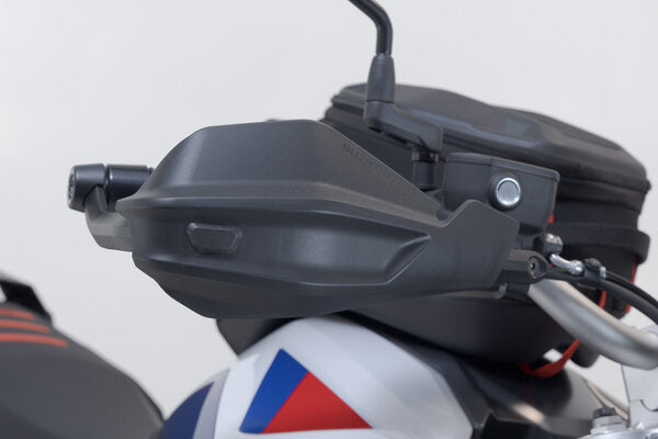 SW MOTECH Adventure handguard kit. Black. R 1250 GS/Adv. (18-), F 800/900 GS (23-). | HDG.00.220.30501/B