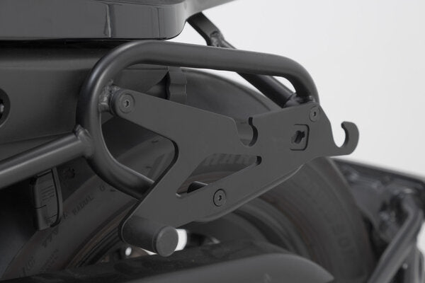 SW Motech Adapter plate SLH for SLC. Black. Universal. For left side. | HTA.00.682.15000