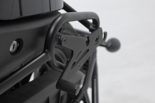 SW Motech Adapter plate SLH for SLC. Black. Universal. For left side. | HTA.00.682.15000