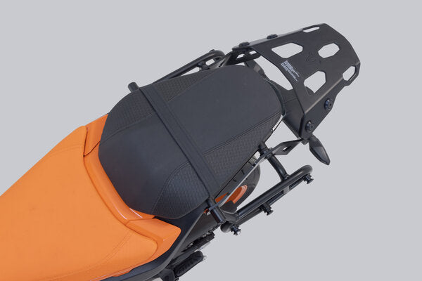 SW MOTECH SLC left side carrier. KTM 125 / 250 / 390 Duke (23-). | HTA.04.988.10000