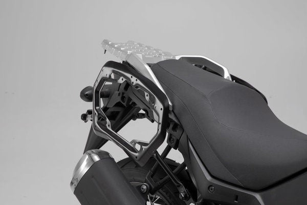SW-Motech TRAX ADV aluminum case system. Silver. 37/37 l. Suzuki DL 650 (17). | KFT.05.876.70001/S