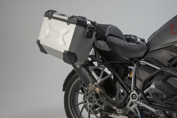 SW MOTECH TRAX ADV aluminum case system + Akrapovic | KFT.07.664.72000/S