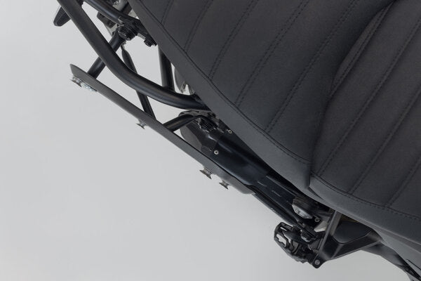 SW MOTECH TRAX ADV aluminium case system + Akrapovic. Silver. 45/45 l. BMW R 1300 GS (23-). | KFT.07.975.72001/S