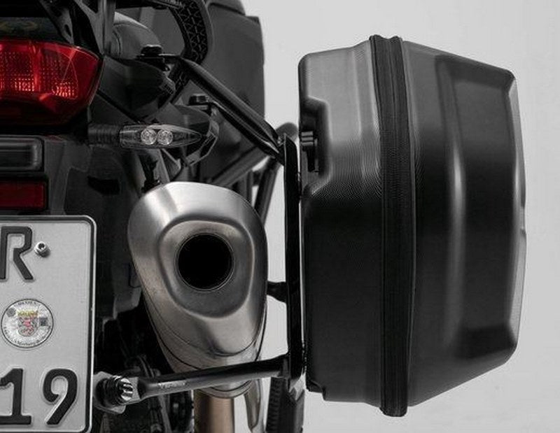 SW-MOTECH AERO ABS side case system 2x25 l. Triumph Tiger 800 models (10-). | KFT.11.748.60100/B