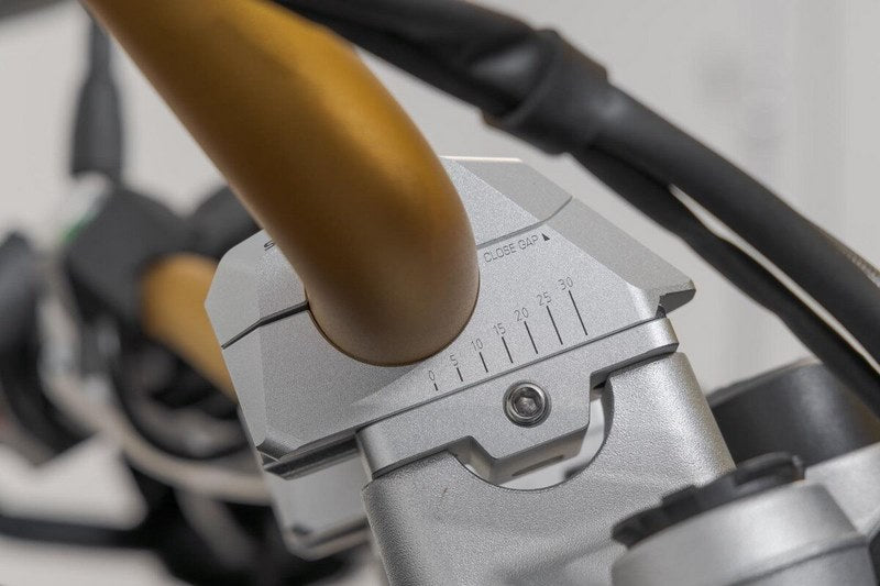 SW-Motech Bar back variable for Ø32 handlebars. H=32mm. Back 5/10/15/20/25/30 mm. Silver | LEH.00.039.32000/S