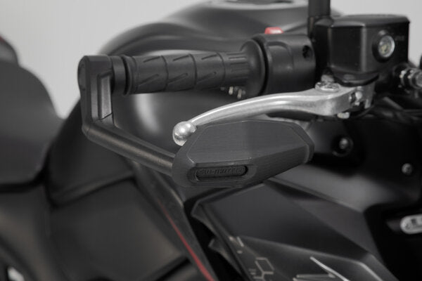 SW MOTECH Lever guards with wind protection. Black. Kawasaki models, Yamaha MT-09 (23-). | LVG.08.868.11001/B