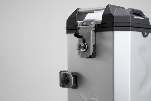 SW Motech TRAX lock set with anti-theft protection EVO. 9 matching locks, 2 keys. Anti-theft protection. | QLS.00.046.15100