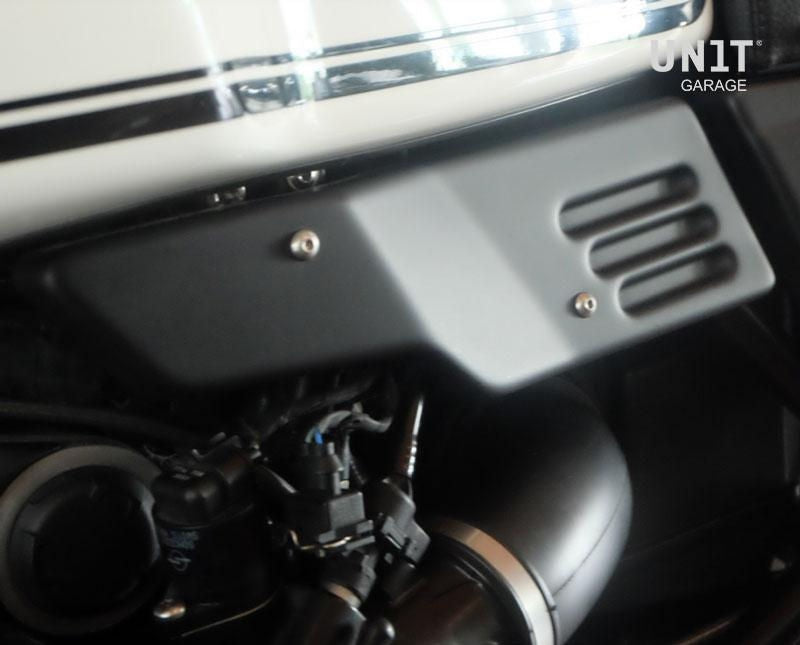 Unit Garage Side cover matt black | COD. 1422MB