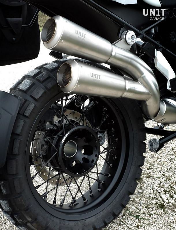 Unit Garage Double gp style exhaust R 1200 GS LC | COD. 1902+2xU021DX