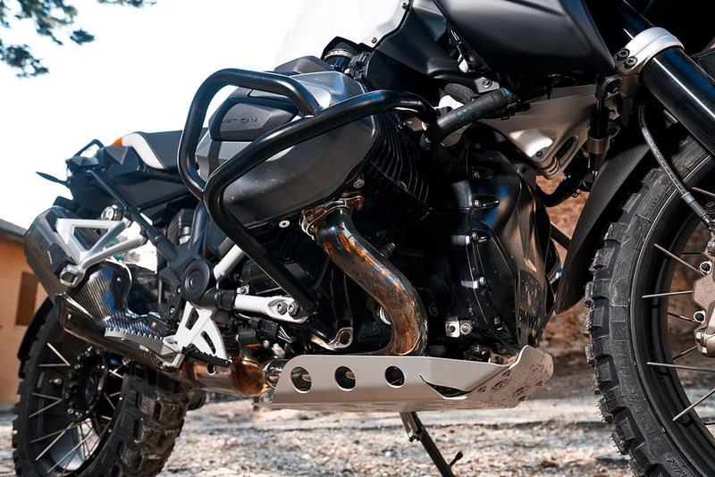 Unit Garage Engine protection plate in aluminium R1250GS LC | 1925