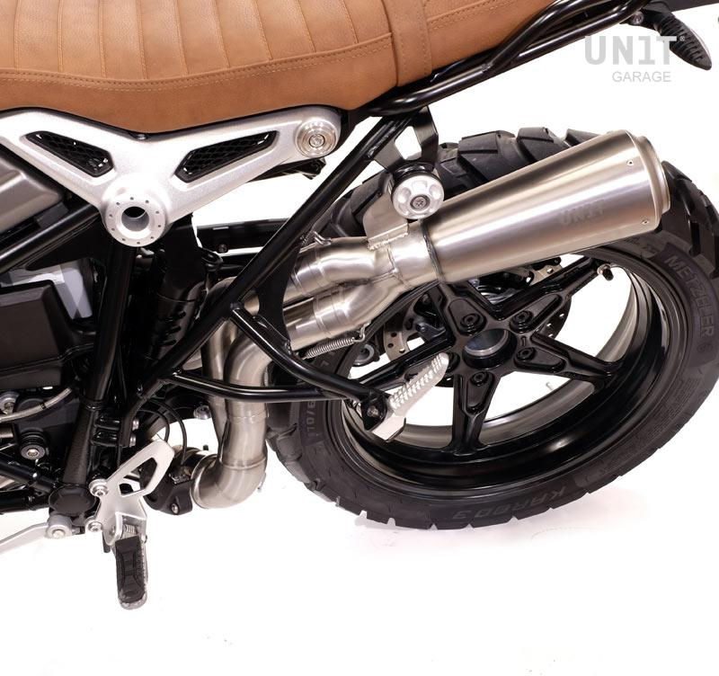 Unit Garage High pipe 1:2:1 nine T Scrambler in Titanium with visible welds | COD. 2016Tit