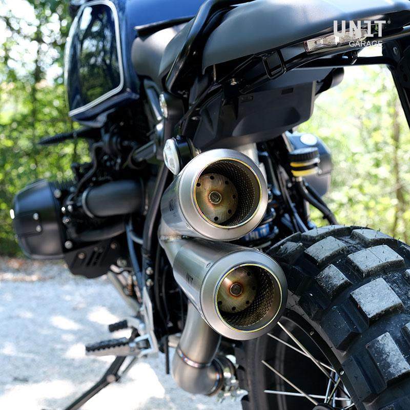 Unit Garage Double High Pipe nine T Scrambler with visible welding | COD. 2019S