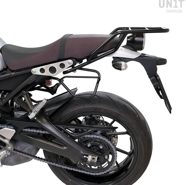 Unit Garage Rear luggage rack with passenger grip | COD. 2503