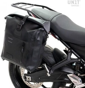 Unit Garage Rear luggage rack with passenger grip Triumph Trident 660 | 3501