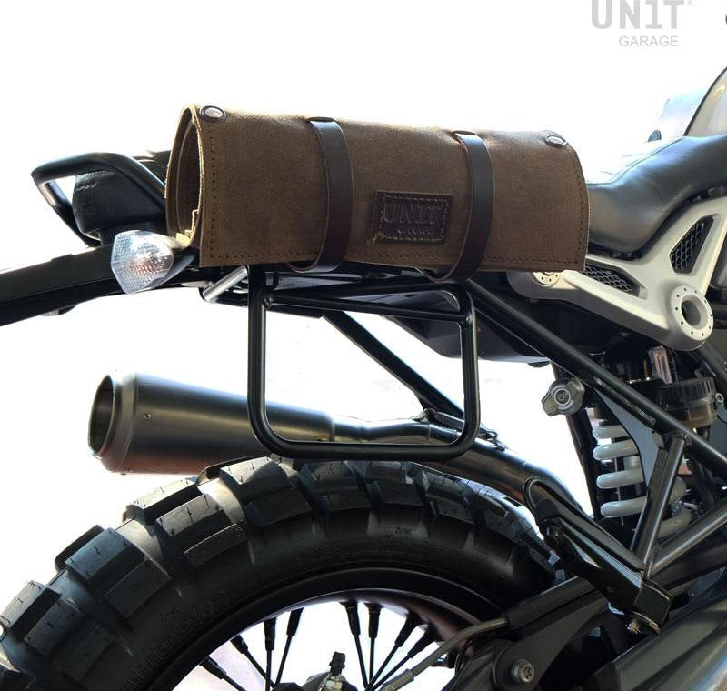 Unit Garage Waxed suede Roll | U009