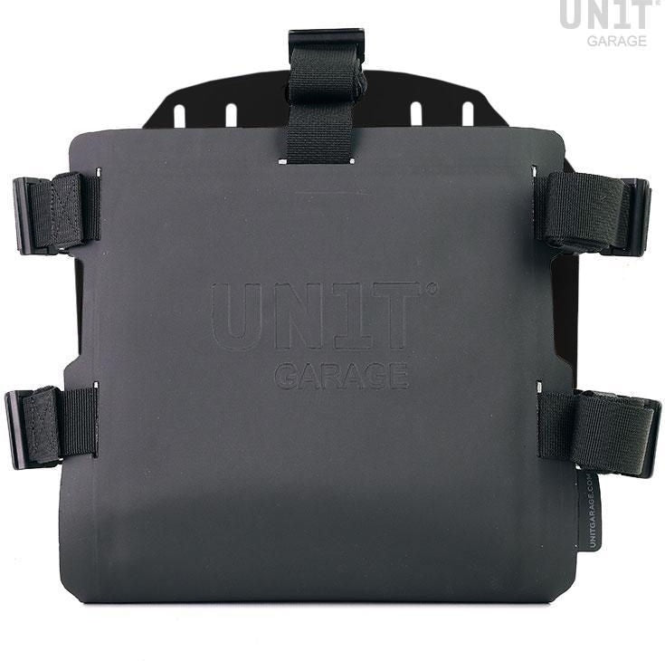 ug_UG007-2xA9-Black