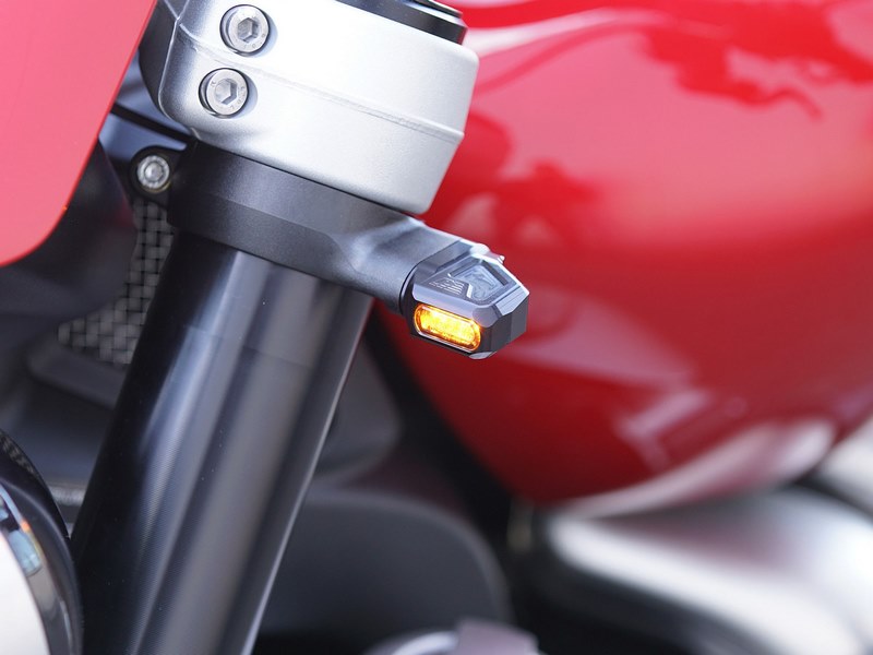 Wunderkind LED indicator littleOne TR2T front or rear, Black | 106921-F15