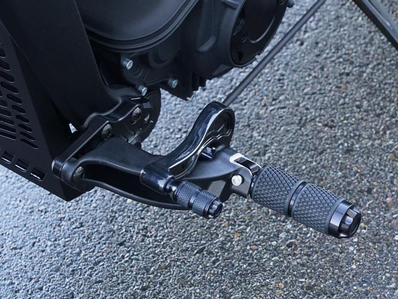 Wunderkind Forward levelling for original footrest system, Black | 106983-F15
