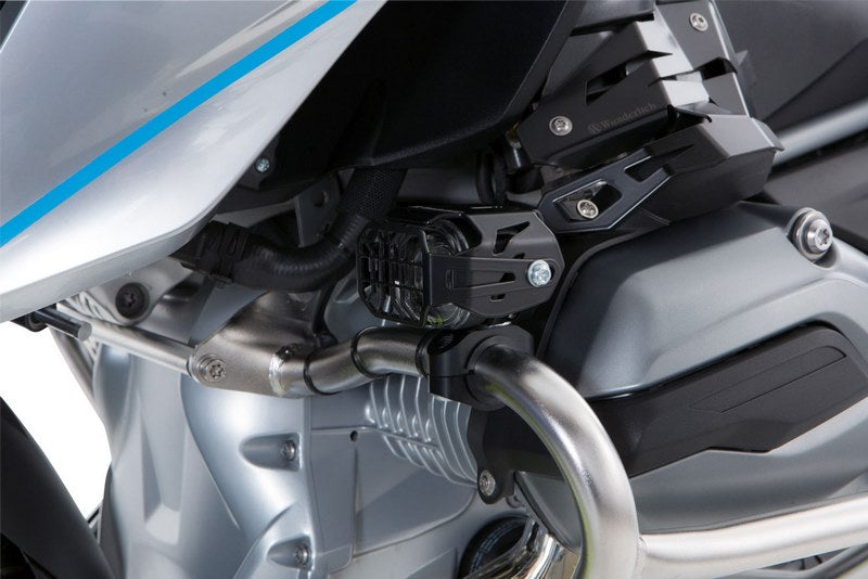 Wunderlich Grill To Fit Auxiliary Headlights Micro Flooter, Black | 28365-102