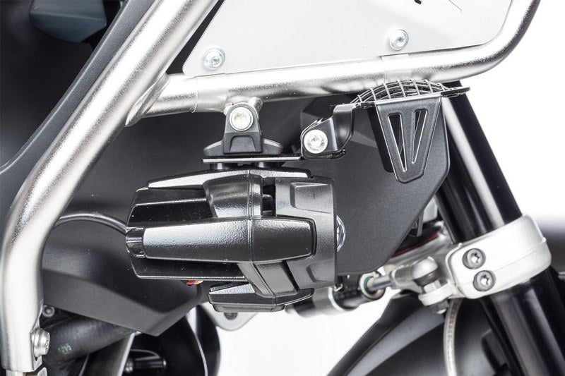 Wunderlich Auxiliary Light Protection Grill For Original Bmw - Black | 42839-002